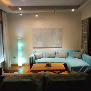 https://apt-lilioum.hotelschalkidiki.net